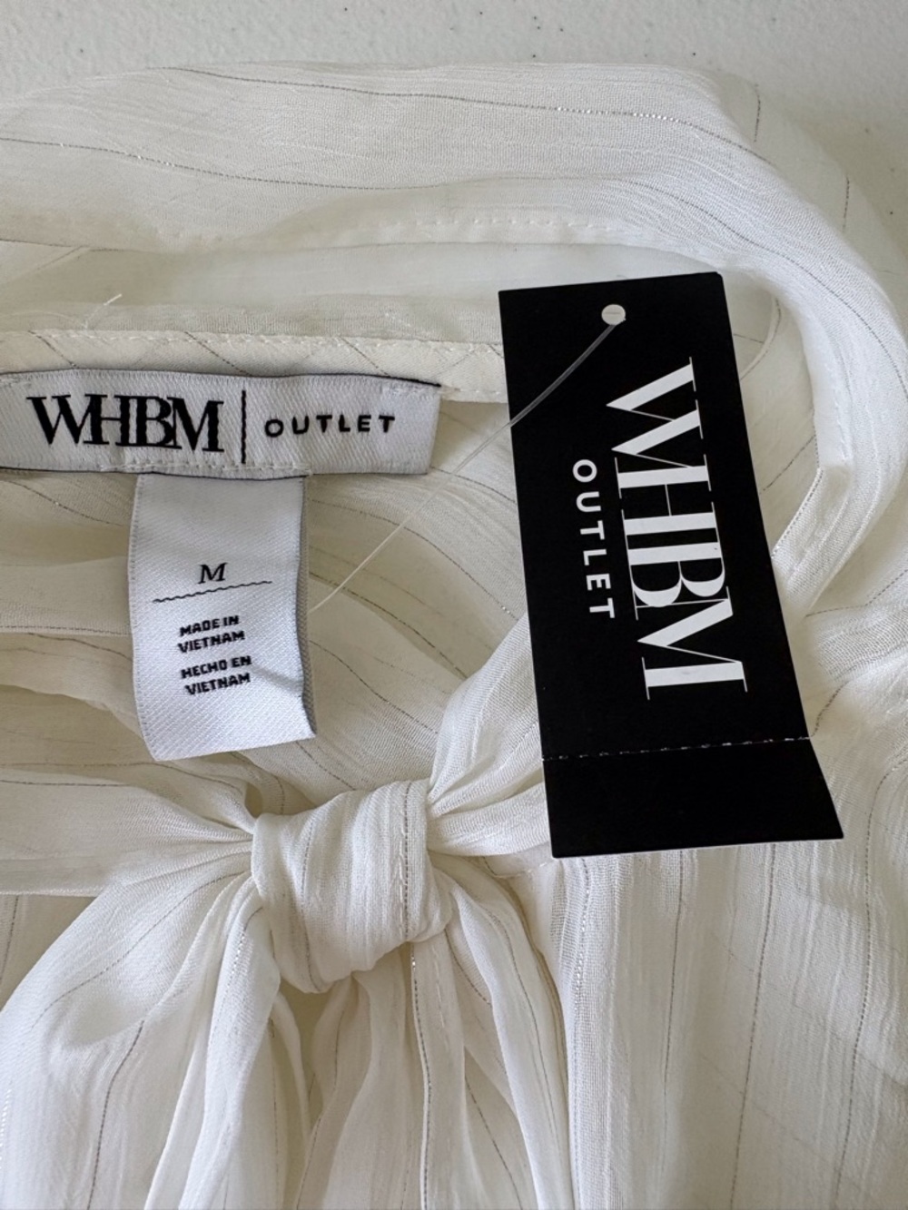 White House Black Market Size M Tie Neck Blouse career Office Church Party NWT - Picture 2 of 13